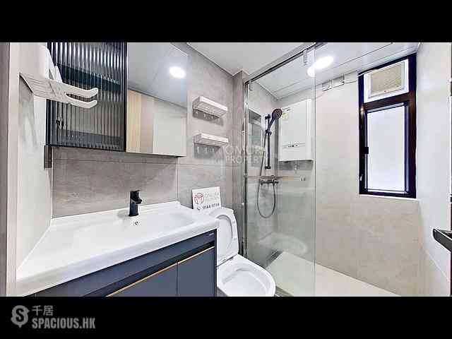 Wan Chai - Hang Shun Mansions 10