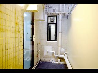 Wan Chai - Hang Shun Mansions 20