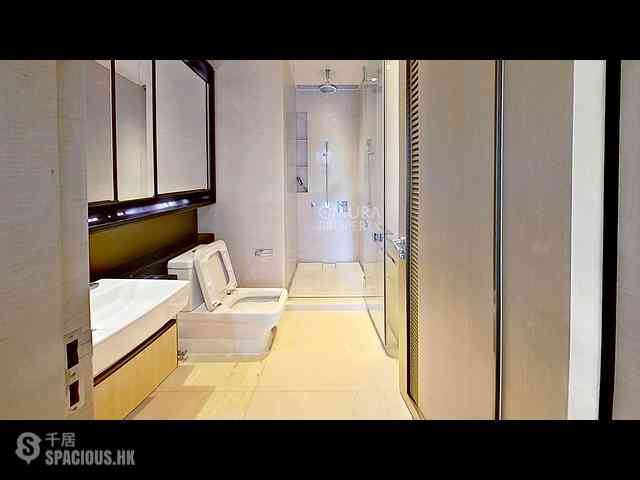 Mid Levels Central - 3, MacDonnell Road 15