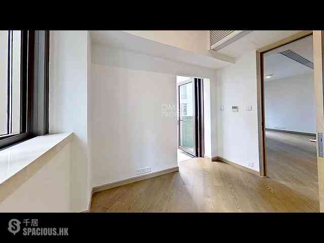 Mid Levels Central - 3, MacDonnell Road 16