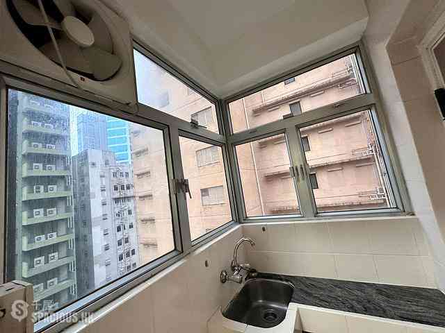 Causeway Bay - Potek House 01