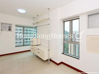 Kennedy Town - The Merton 05