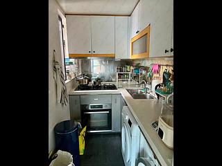 Shek Tong Tsui - The Belcher's Phase 1 Block 2 09