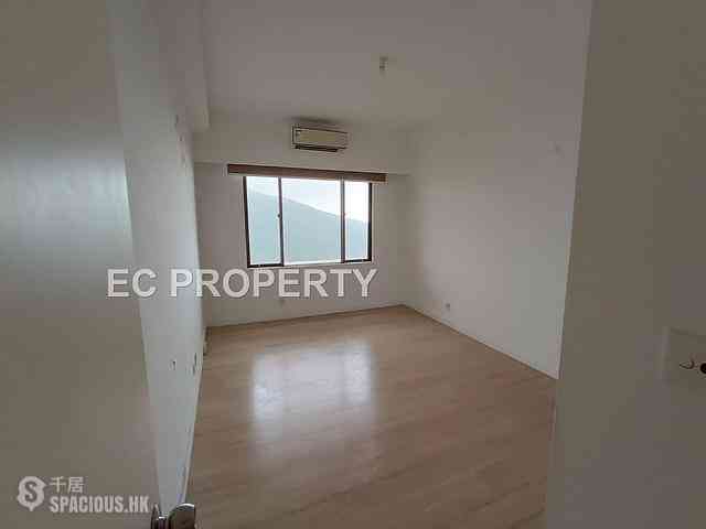 Tai Tam - Hong Kong Parkview Parkview Heights Block 13 04