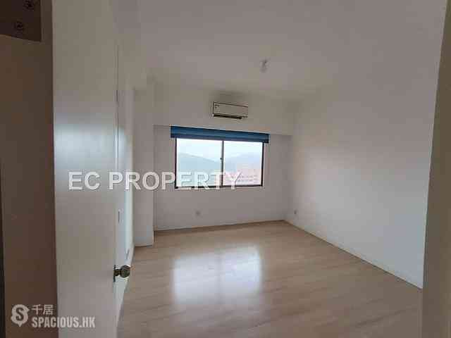 Tai Tam - Hong Kong Parkview Parkview Heights Block 13 06