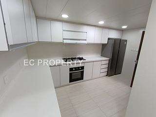 Tai Tam - Hong Kong Parkview Parkview Heights Block 13 02
