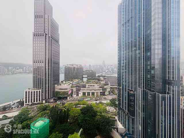 Tsim Sha Tsui - Harbour Pinnacle 06