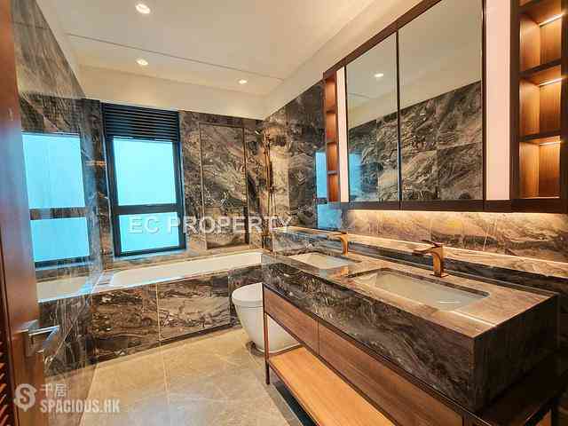 Pok Fu Lam - Victoria Coast Block B 14