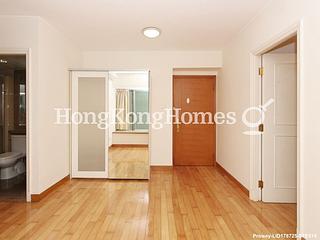 Sheung Wan - Queen's Terrace 03