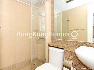 Sheung Wan - Queen's Terrace 06