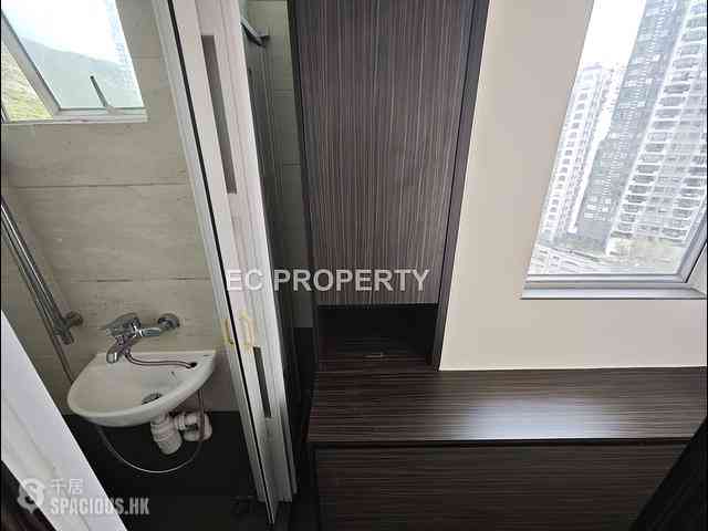 Tai Hang - Grand Deco Tower 15