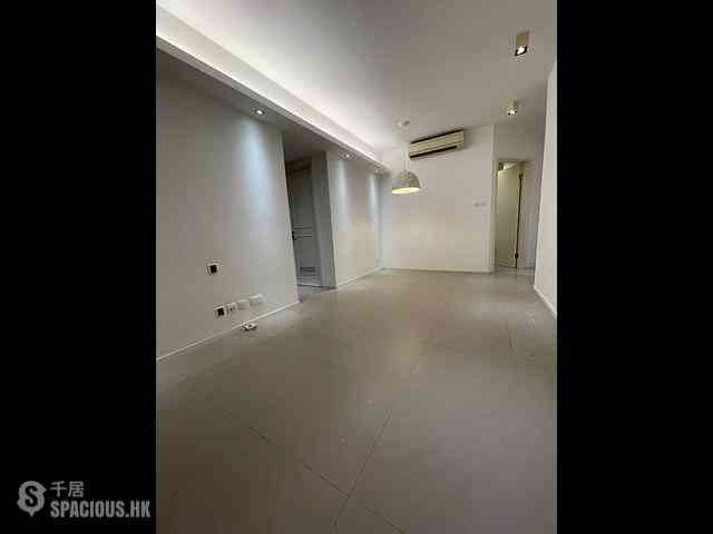 Tsim Sha Tsui - The Victoria Towers 05