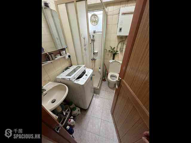 Sai Ying Pun - Yue Sun Mansion 06