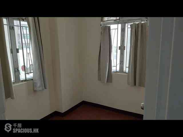 Sai Wan Ho - Capitol Mansion 01