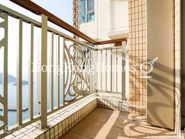 Kennedy Town - The Merton 03