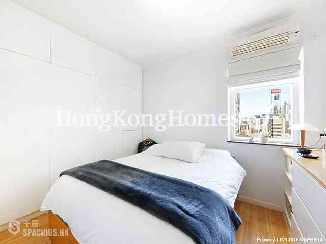 Stubbs Road - Miramar Villa 05