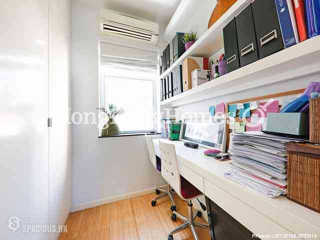 Stubbs Road - Miramar Villa 10