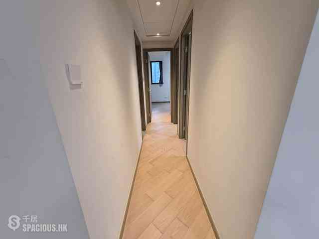 Wong Chuk Hang - The Southside Phase 1 Southland Tower 2B 05