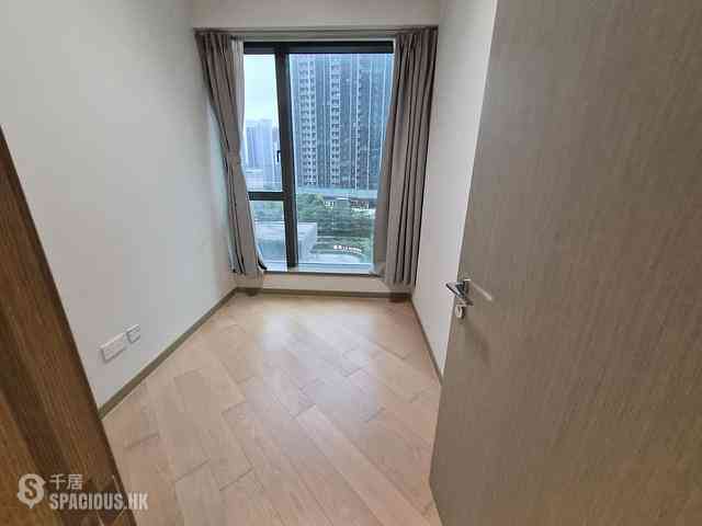Wong Chuk Hang - The Southside Phase 1 Southland Tower 2B 07