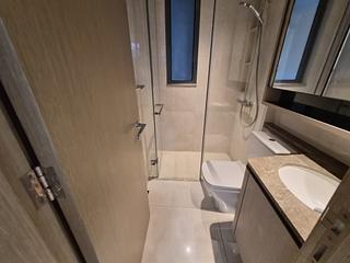 Wong Chuk Hang - The Southside Phase 1 Southland Tower 2B 08