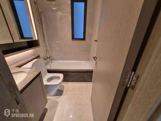 Wong Chuk Hang - The Southside Phase 1 Southland Tower 2B 10