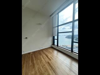 Repulse Bay - Helene Tower 03