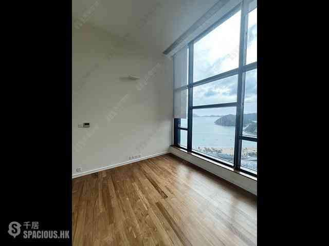 Repulse Bay - Helene Tower 03