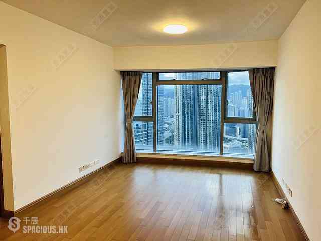 West Kowloon - The Harbourside 01