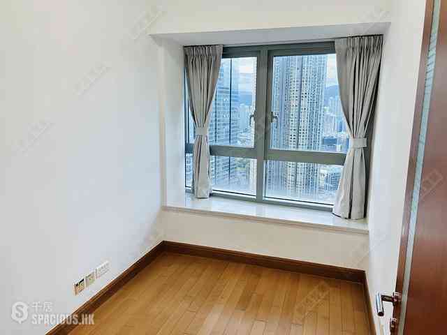 West Kowloon - The Harbourside 08