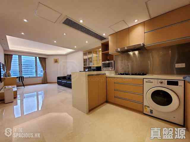 Wan Chai - Convention Plaza Apartments 07