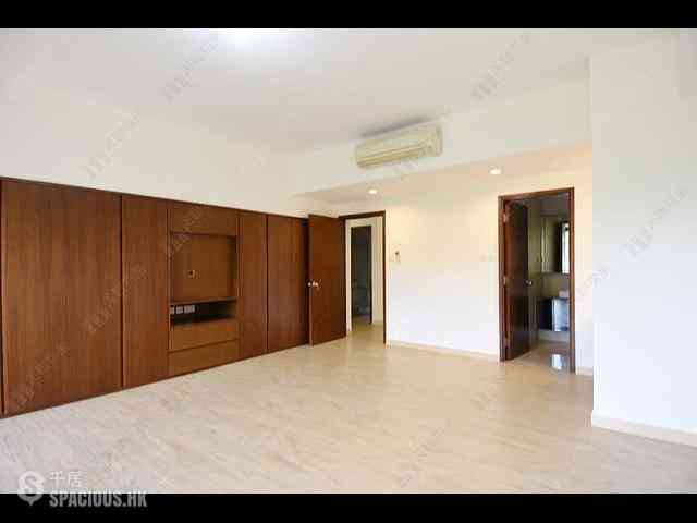 Repulse Bay - The Somerset 05