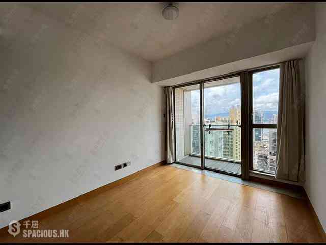 Sai Ying Pun - The Nova 03