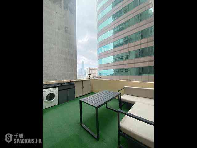 Sheung Wan - 28-30, Queen Street 02
