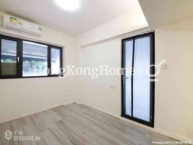 Wan Chai - Johnston Court 08