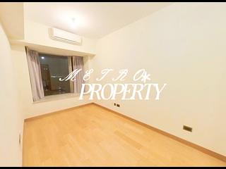 Sai Ying Pun - The Nova 06