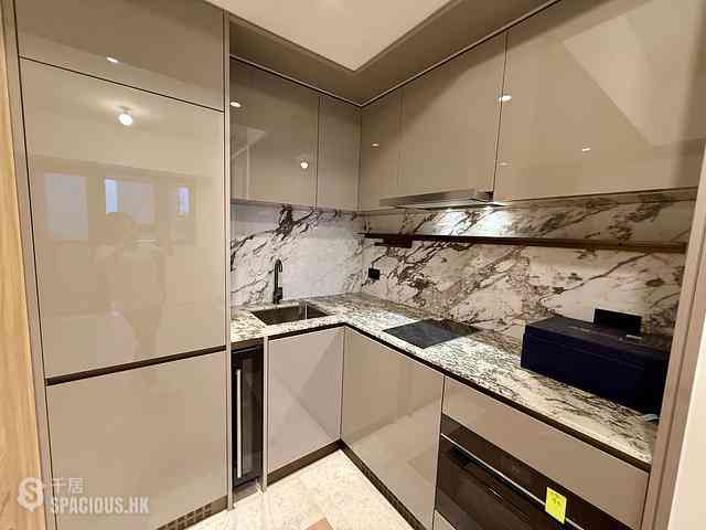 Jordan - Topside Residences 06