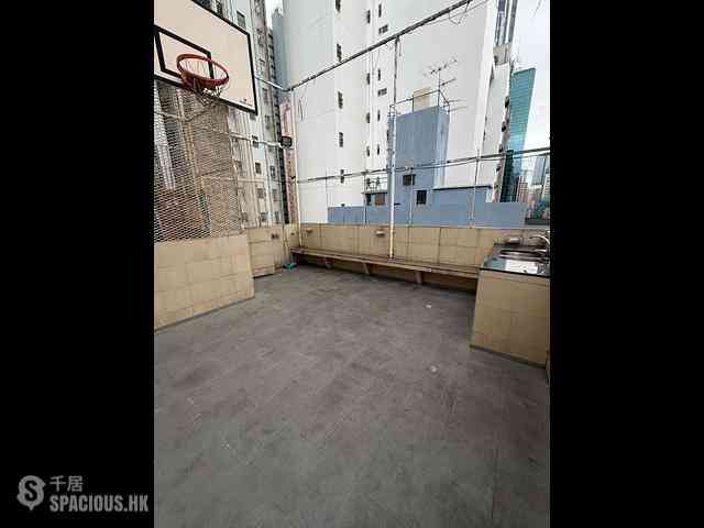 Wan Chai - Yick Shing Mansion 02