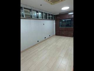 Wan Chai - Yick Shing Mansion 11