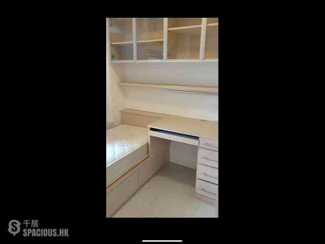 Kwai Chung - New Kwai Fong Gardens Block C 08