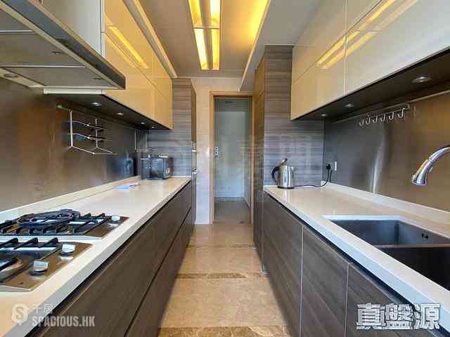 Wong Chuk Hang - Marinella Block 9 05