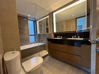 Sai Ying Pun - The Summa 05