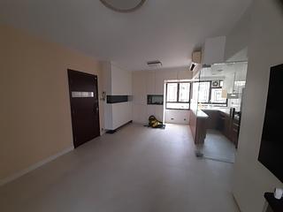 Mid Levels Central - Robinson Heights Block 3 11