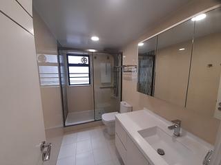 Mid Levels Central - The Grand Panorama Block 4 06