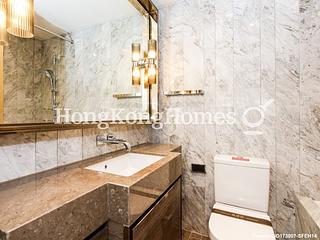 Fortress Hill - Harbour Glory 10