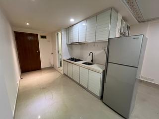 Wan Chai - Man Hee Mansion 02