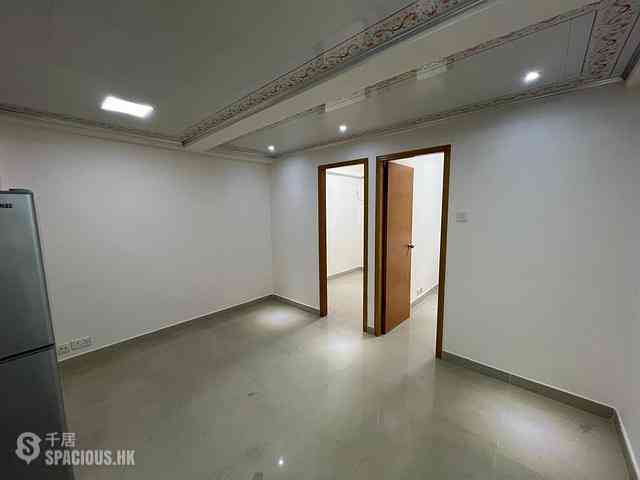 Wan Chai - Man Hee Mansion 03