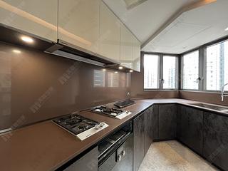 Mid Levels West - Alassio 11