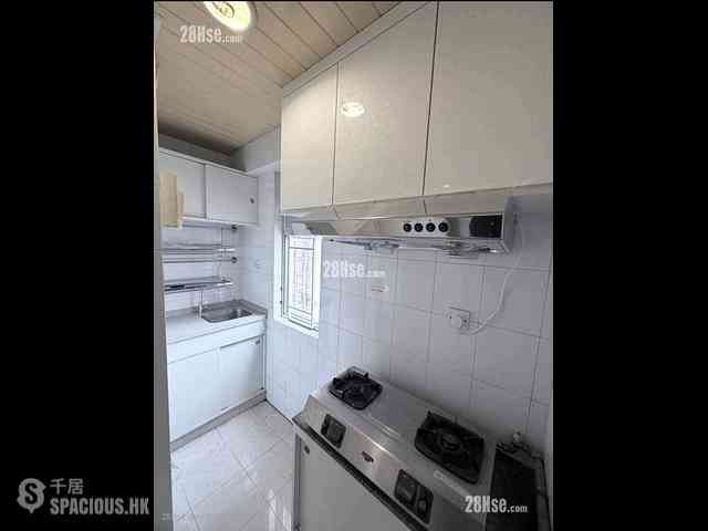 Sai Ying Pun - Yue Sun Mansion 01
