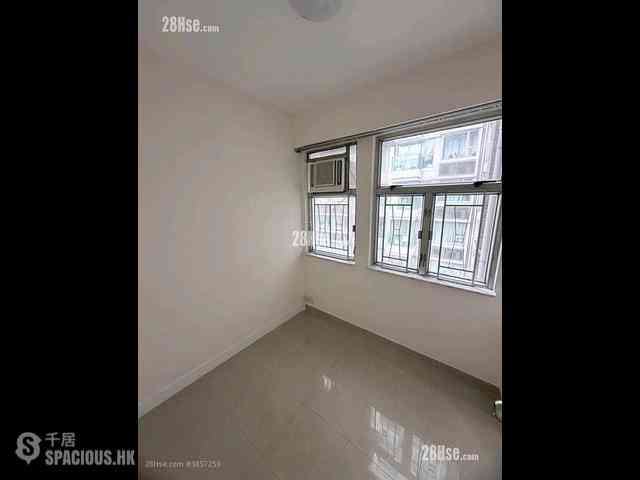 Sai Ying Pun - Yue Sun Mansion 04