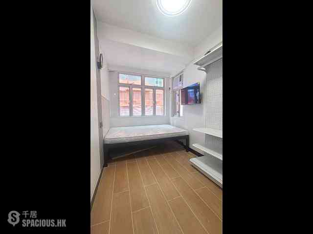Tsim Sha Tsui - Long Kee Mansion 03